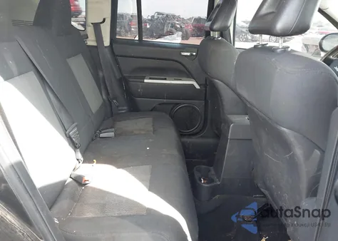 2008 Jeep Compass Sport из США, поврежденный, VIN 1J8FT47068D778685